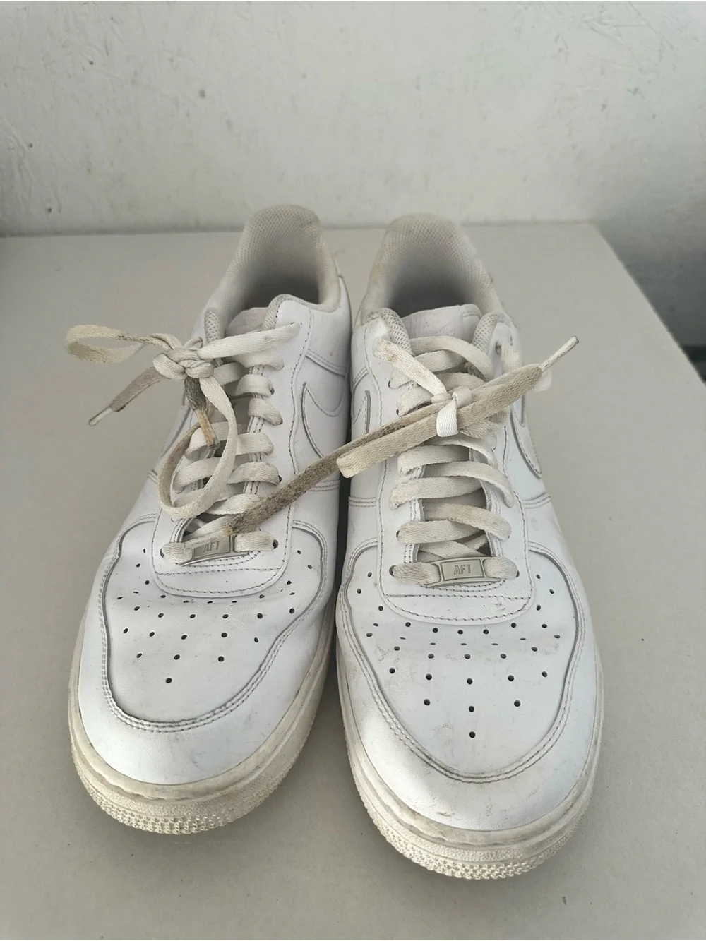 Nike Men’s White Low-Top Leather Sneakers